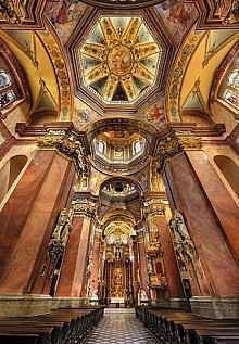 Baroque splendor inside the Church of St. Michael, source: Archiv Vydavatelství MCU s.r.o., photo by: Libor Sváček