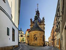 Kaple sv. Jana Sarkandra stojí na místě, kde byl světec roku 1620 umučen, zdroj: Archiv Vydavatelství MCU s.r.o., foto: Libor Sváček